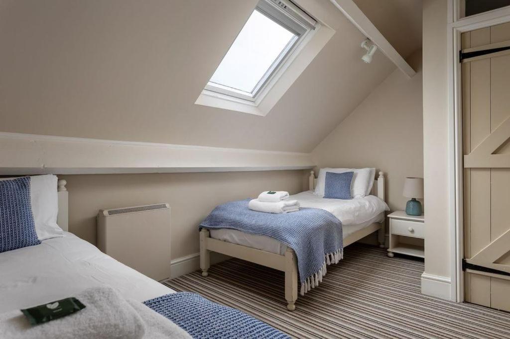 Stanton House, 6 Bedroom, 5 Bath Cheltenham Exterior foto
